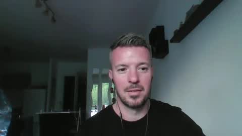 minka28 online show from April 18, 2026, 5:28 pm