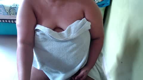 Andrea online show from April 4, 2026, 7:00 pm