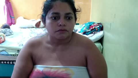 Snapshot of minnie_bbw69 chatting on May 14, 2026, 11:06 am Andrea online show from May 14, 2026, 11:06 am
