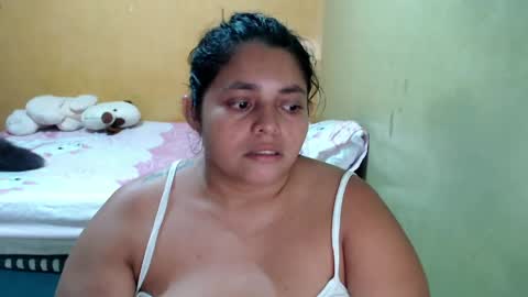 Snapshot of minnie_bbw69 chatting on May 29, 2026, 1:14 am Andrea online show from May 29, 2026, 1:14 am