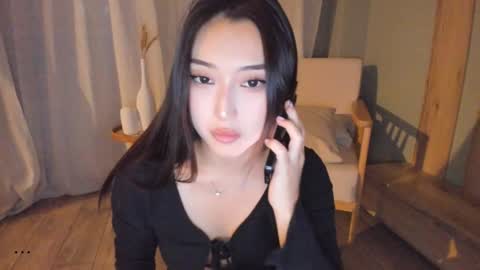 Snapshot of minnie_jin chatting on October 15, 2025, 2:17 pm minnie_jin online show from October 15, 2025, 2:17 pm