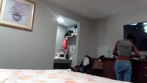 minniehunney online show from September 13, 2025, 10:42 pm