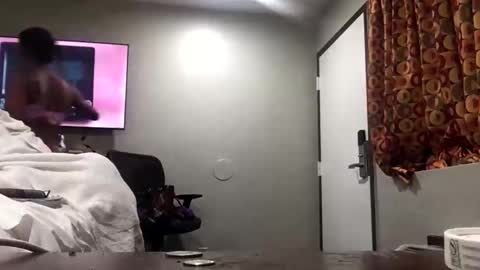 minniehunney online show from November 21, 2025, 11:20 am