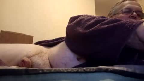 Stephano online show from December 3, 2024, 9:12 pm