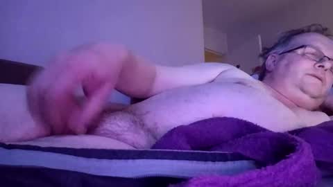 Stephano online show from February 19, 2025, 8:20 pm