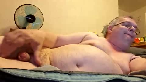 Stephano online show from April 10, 2026, 6:56 pm