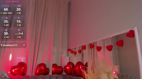 Snapshot of mintlackey chatting on February 11, 2025, 10:15 am Lianna online show from February 11, 2025, 10:15 am