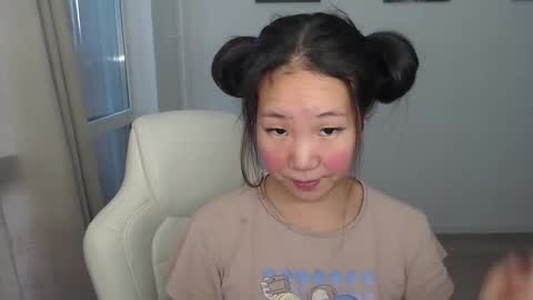 mira_g online show from February 28, 2025, 12:20 pm