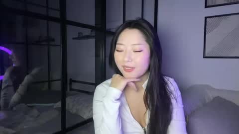 mirafloat online show from October 15, 2025, 1:11 pm