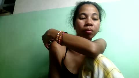 Snapshot of mirah881 chatting on December 14, 2025, 8:35 pm mirah881 online show from December 14, 2025, 8:35 pm