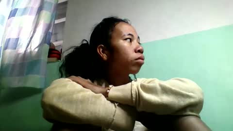 Snapshot of mirah881 chatting on December 17, 2025, 5:13 am mirah881 online show from December 17, 2025, 5:13 am