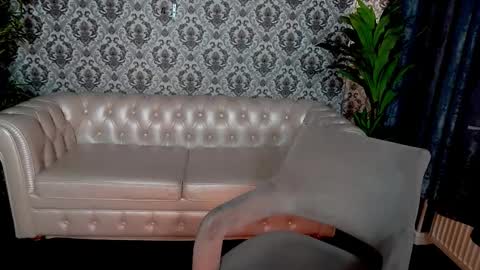 Mira online show from September 25, 2025, 2:21 pm