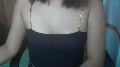 Snapshot of mirana_xxx chatting on February 5, 2025, 7:39 am Im Ping online show from February 5, 2025, 7:39 am