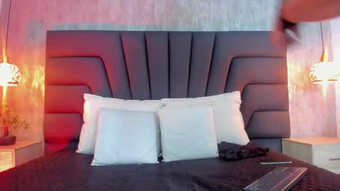 miranda_azul online show from February 28, 2026, 7:04 pm