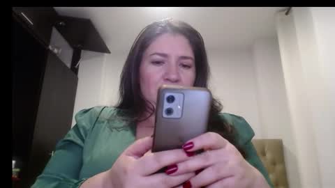 Snapshot of miranda_lovers69 chatting on January 14, 2026, 11:53 pm Miranda online show from January 14, 2026, 11:53 pm