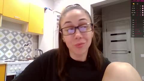 MIRANDA online show from October 21, 2025, 5:46 pm