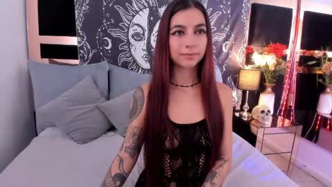 Snapshot of mirandaaduboiss chatting on May 3, 2026, 1:50 pm Miranda online show from May 3, 2026, 1:50 pm
