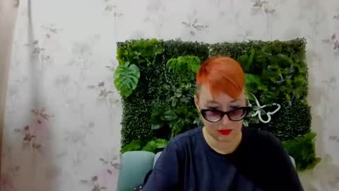 Snapshot of mirandagill chatting on December 16, 2024, 9:03 am mirandagill online show from December 16, 2024, 9:03 am