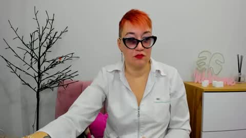 Snapshot of mirandagill chatting on February 27, 2025, 9:43 am mirandagill online show from February 27, 2025, 9:43 am