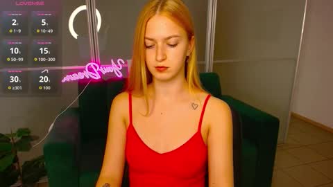 MirandaMayers online show from September 26, 2025, 8:35 pm