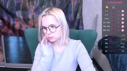 Kira online show from February 7, 2025, 7:49 pm