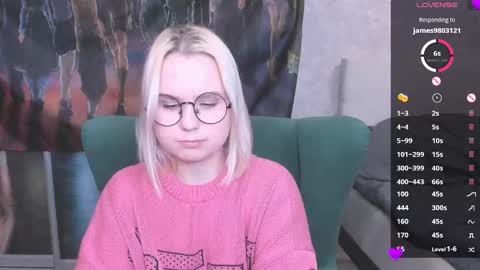 Kira online show from February 17, 2025, 5:32 pm