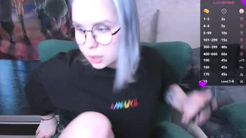 Kira online show from March 3, 2025, 11:03 pm