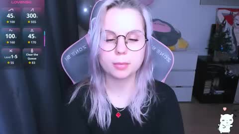 Snapshot of miray_kuriyama chatting on February 2, 2026, 8:29 pm Kira online show from February 2, 2026, 8:29 pm