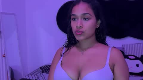 Mirella online show from February 4, 2026, 1:55 am