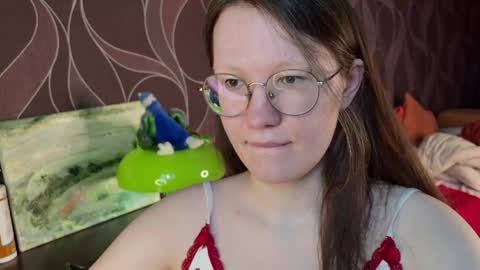 Snapshot of miriamor chatting on June 3, 2026, 8:17 am Mira online show from June 3, 2026, 8:17 am