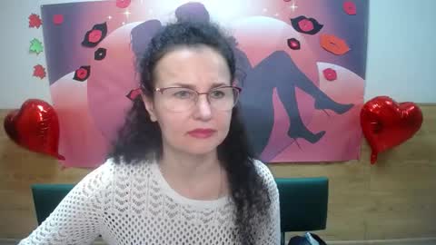 Miroslava Happi online show from October 3, 2025, 6:10 am