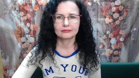 Miroslava Happi online show from April 18, 2026, 5:55 am