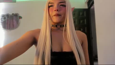 Misa Independent model online show from January 18, 2025, 6:10 pm