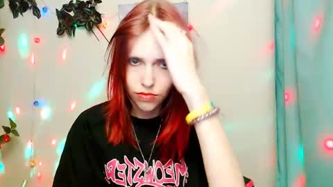 misaki_chan_ online show from July 17, 2026, 9:19 pm