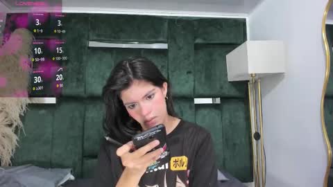 Snapshot of misaki_kai chatting on November 23, 2025, 2:11 am Misaki Kai online show from November 23, 2025, 2:11 am