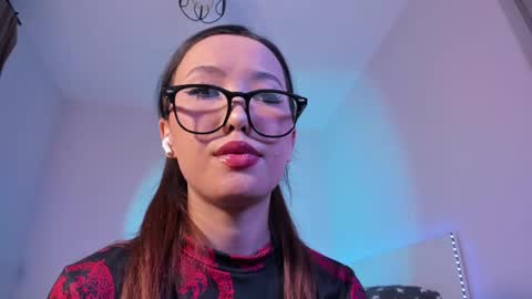 Snapshot of mishel_bless chatting on February 22, 2025, 10:52 pm Mishel online show from February 22, 2025, 10:52 pm