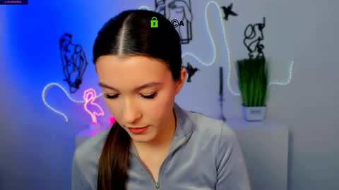 Snapshot of mishel_shy chatting on March 16, 2026, 12:31 pm mishel shy online show from March 16, 2026, 12:31 pm