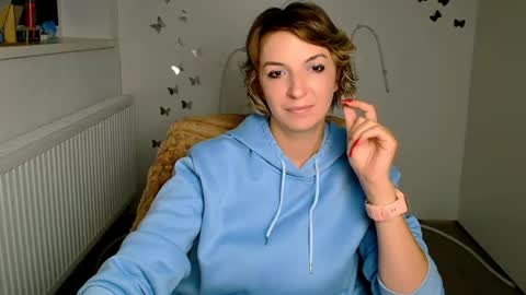 Mishelle online show from July 8, 2026, 5:01 am