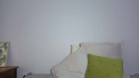 Elora online show from March 20, 2026, 9:03 am