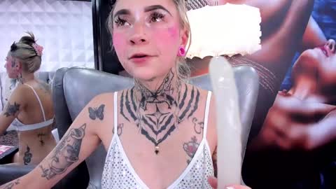 miss___angel online show from March 8, 2025, 9:40 pm