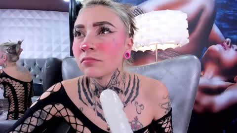 miss___angel online show from March 10, 2025, 6:12 pm