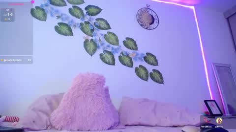          online show from October 7, 2025, 10:07 pm