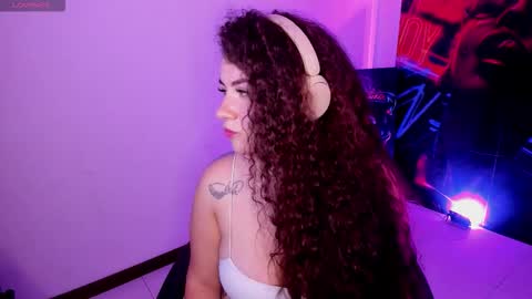 miss_alisse online show from September 24, 2025, 12:25 am