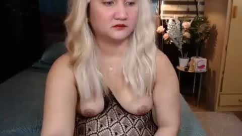 miss angelic15 online show from October 9, 2025, 10:19 pm