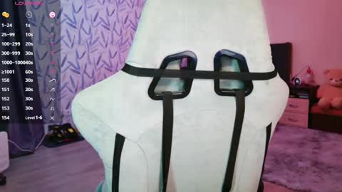 Anna online show from March 2, 2025, 3:59 pm