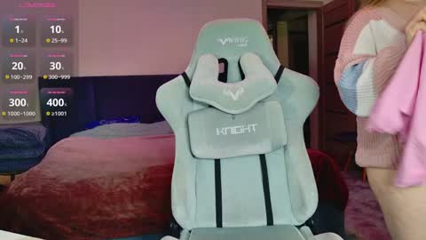 Anna online show from April 5, 2026, 12:13 pm