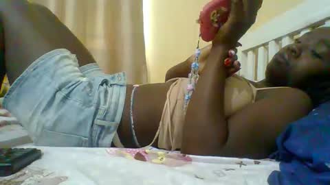 miss_atitude online show from September 17, 2025, 5:53 am
