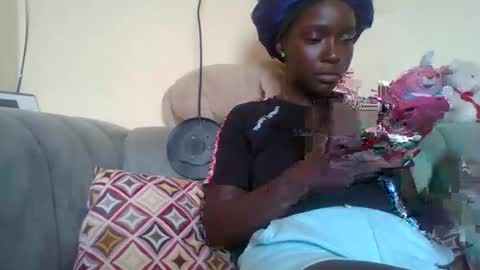 miss_atitude online show from October 2, 2025, 10:33 am