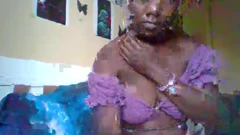 miss_atitude online show from October 6, 2025, 5:49 am
