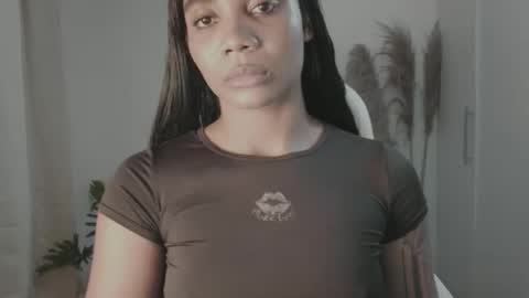 Snapshot of miss_benz chatting on November 8, 2025, 3:39 am miss_benz online show from November 8, 2025, 3:39 am